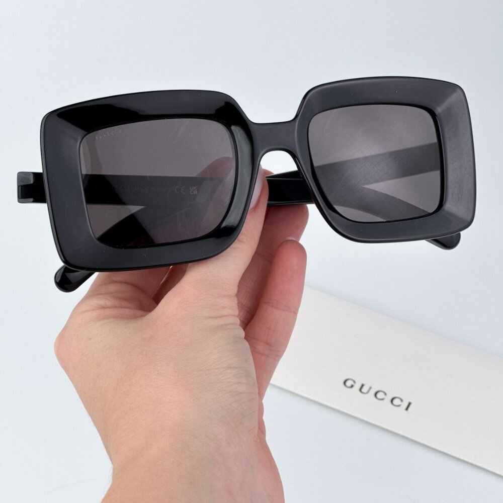 Gucci GG1718S 001 BRAND NEW Sunglasses Black Grey Women Square